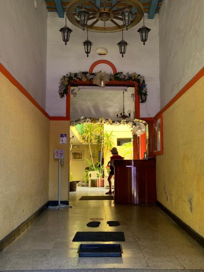 Hotel Granate Санта-Марта Экстерьер фото